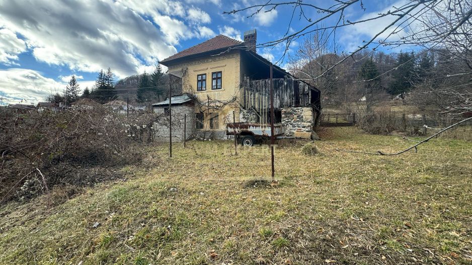 CASĂ  MUSCELEANA P+E 80 MP, TEREN 1500 MP, CAMPULUNG - Poză 5