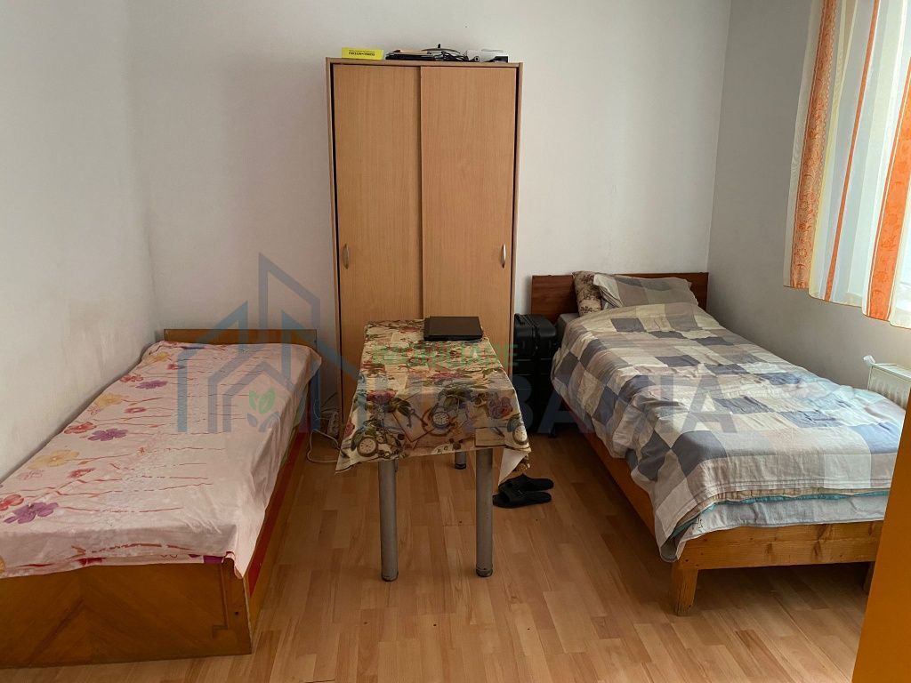 Chirie tatarasi ( casa podul de fier) - Poză 1