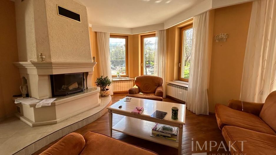 Vila individuala de lux de inchiriat, in cartier Gruia aproape de Cetatuie! - Poză 2