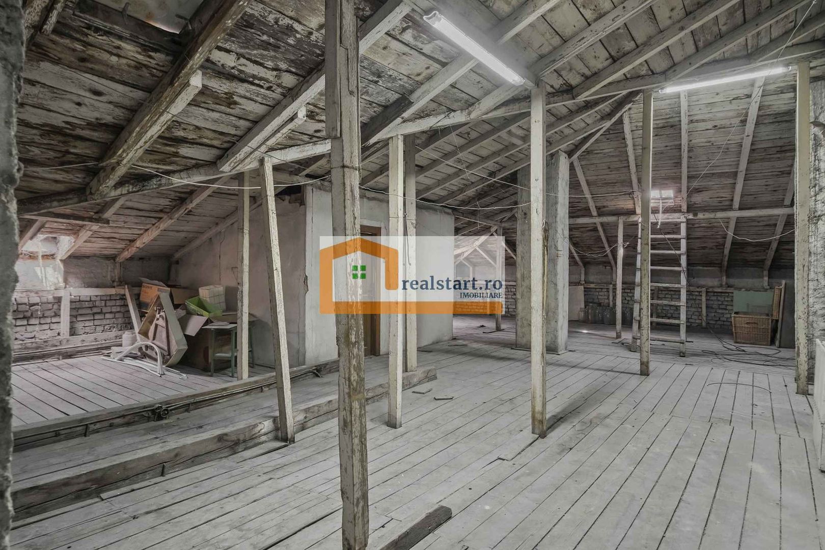 Vila individuala, S+P+E+Pod, curte 500mp, ideal Bistro-caffe, birouri - Poză 32