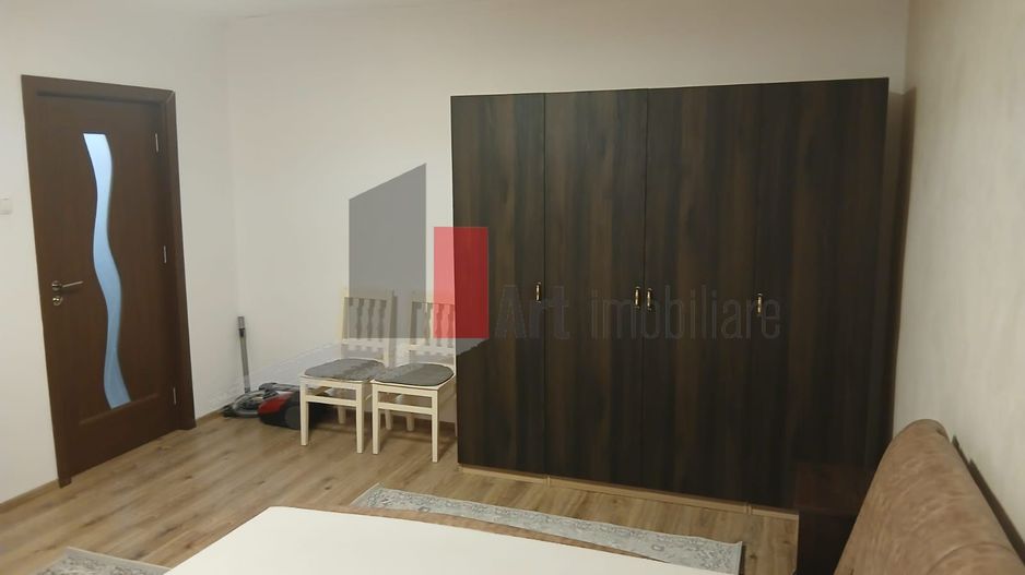 Inchiriere Garsoniera Vitan Mall - Poză 3