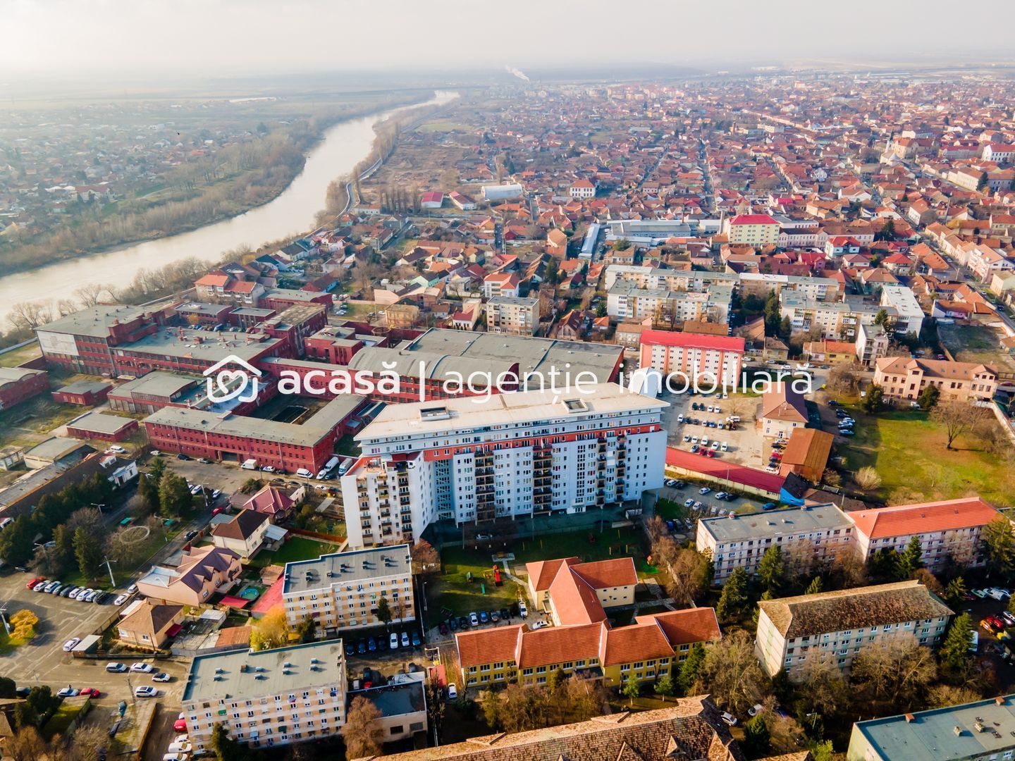 Apartament modern cu 3 camere, Via Romana. Arad. - Poză 10