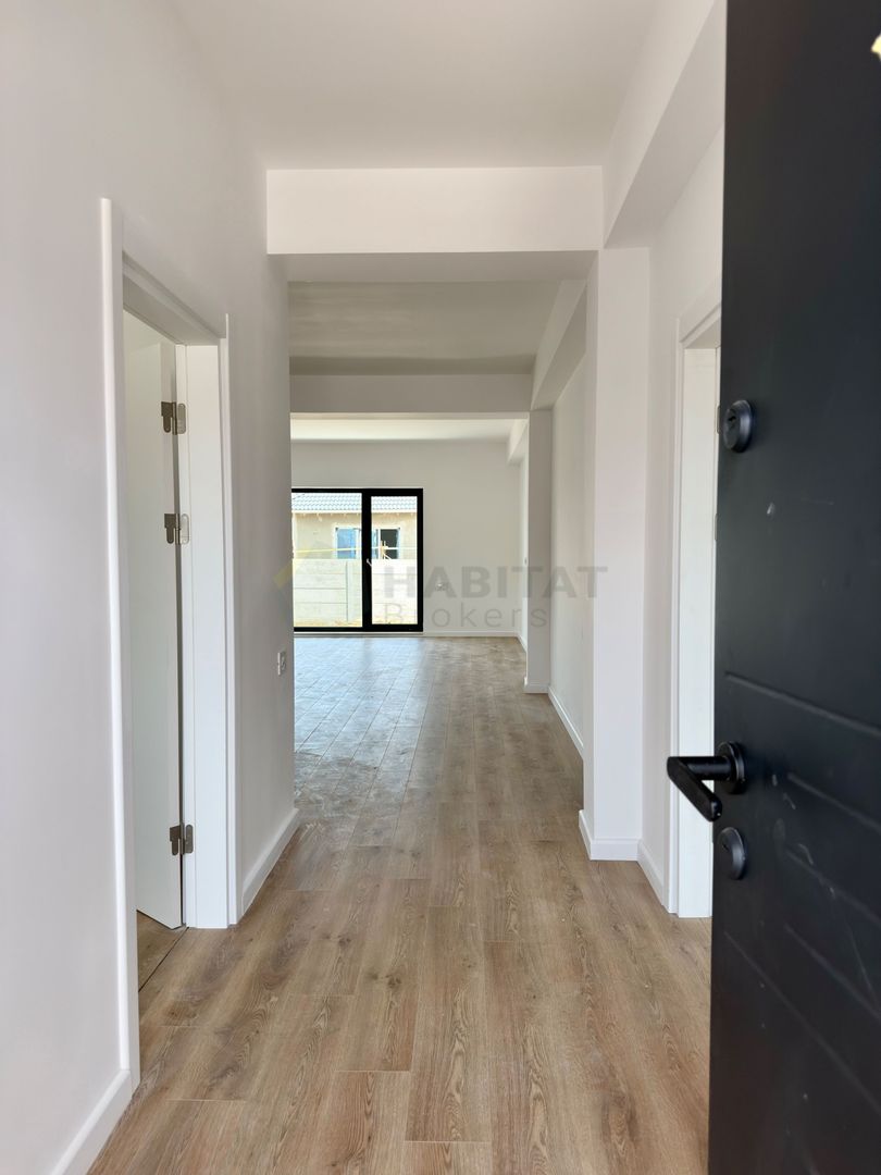 Casa 4 camere pe parter-Tunari | Teren 400 mp - Poză 14