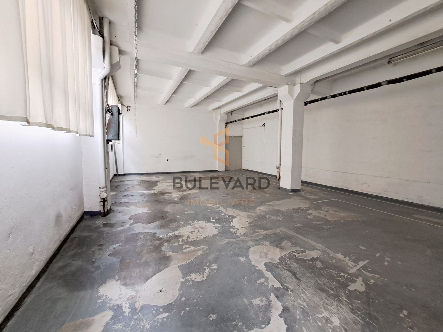 Spatiu industrial 250 mp, lift marfa, Zona Clujana! - Poză 3