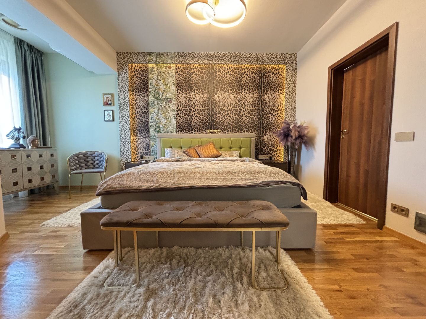 Apartament spectaculos 120 mp | Panorama către oraș | 2 Locuri Parcare - Poză 4