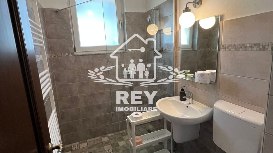 Casă de vacanța / Vilă în Păltiniș cu piscina acoperită și încălzită - Poză 12