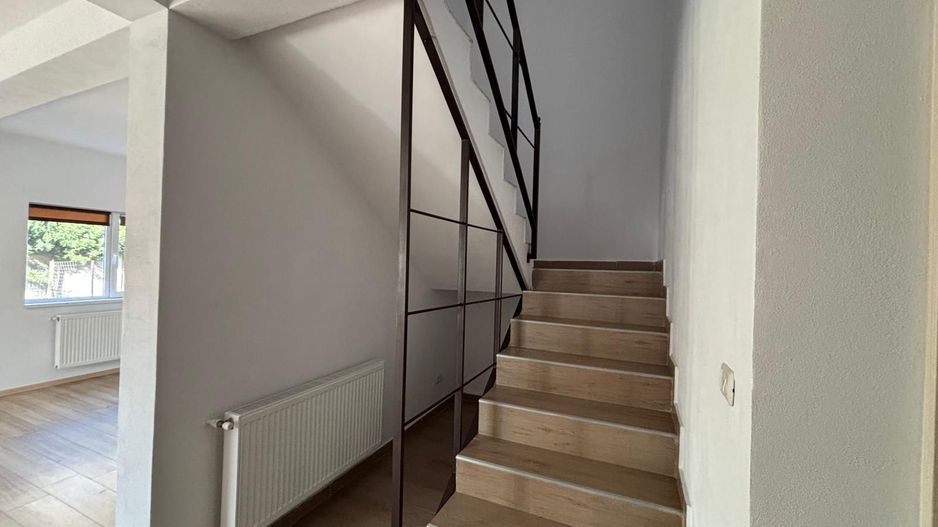 Vila duplex in Dumbravita - Poză 3