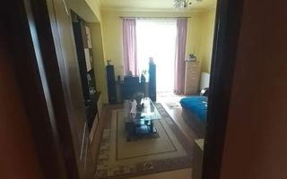 Apartament Decomandat, 3 Camere, Zona Centrală Floresti. - Poză 1