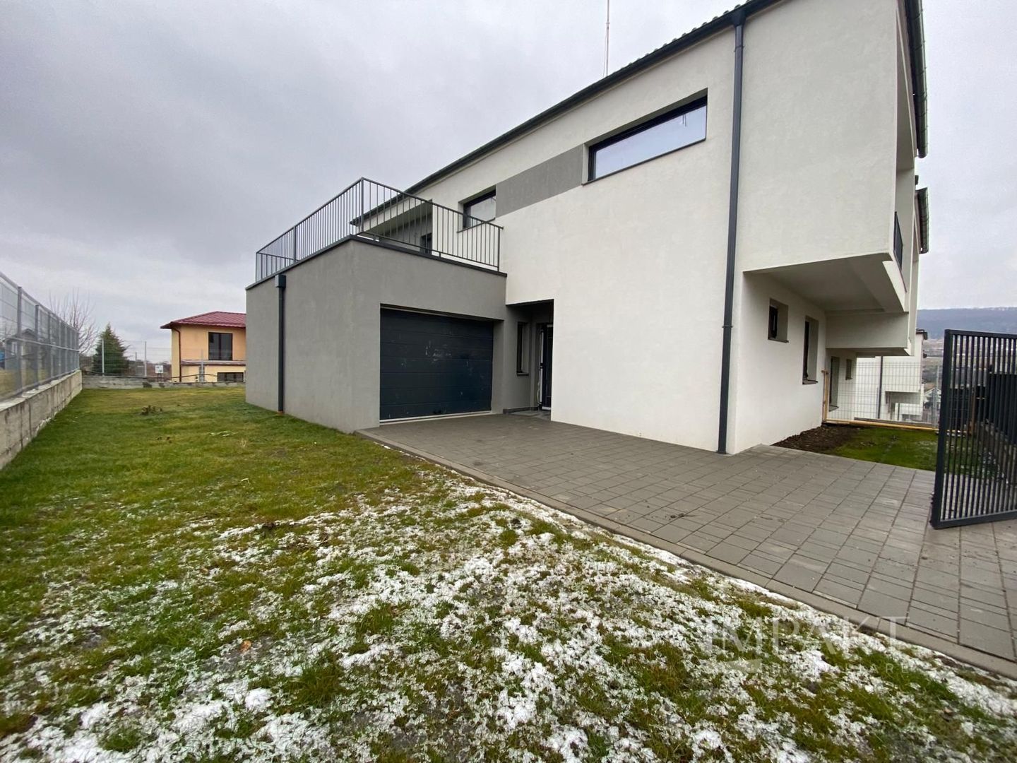 Unitate Locativa Semifinisata cu Teren de 350 mp in Chinteni - Poză 4