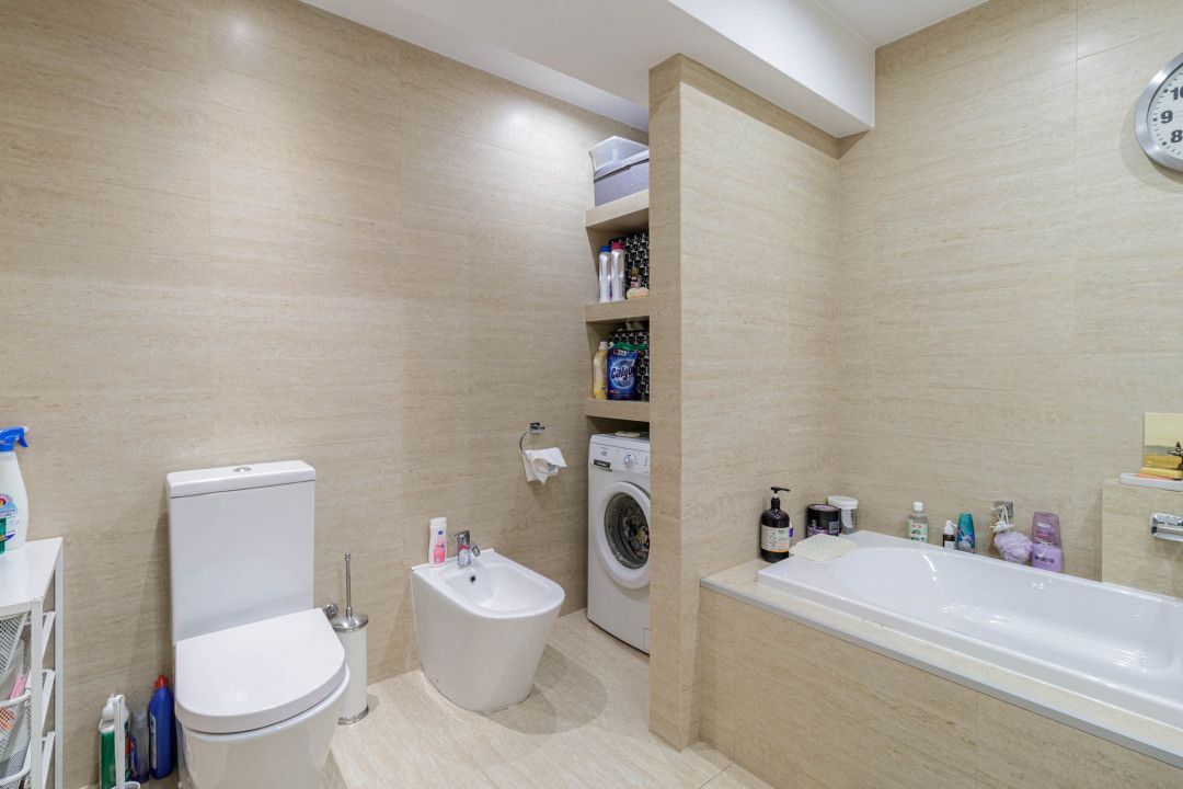 Clădire modernă, versatilă, cu terasă panoramică – locuință sau business - Poză 15