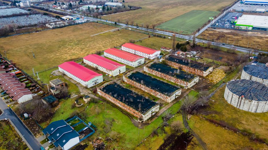 Teren intravilan la șoseaua principală Grădiște - Poză 4