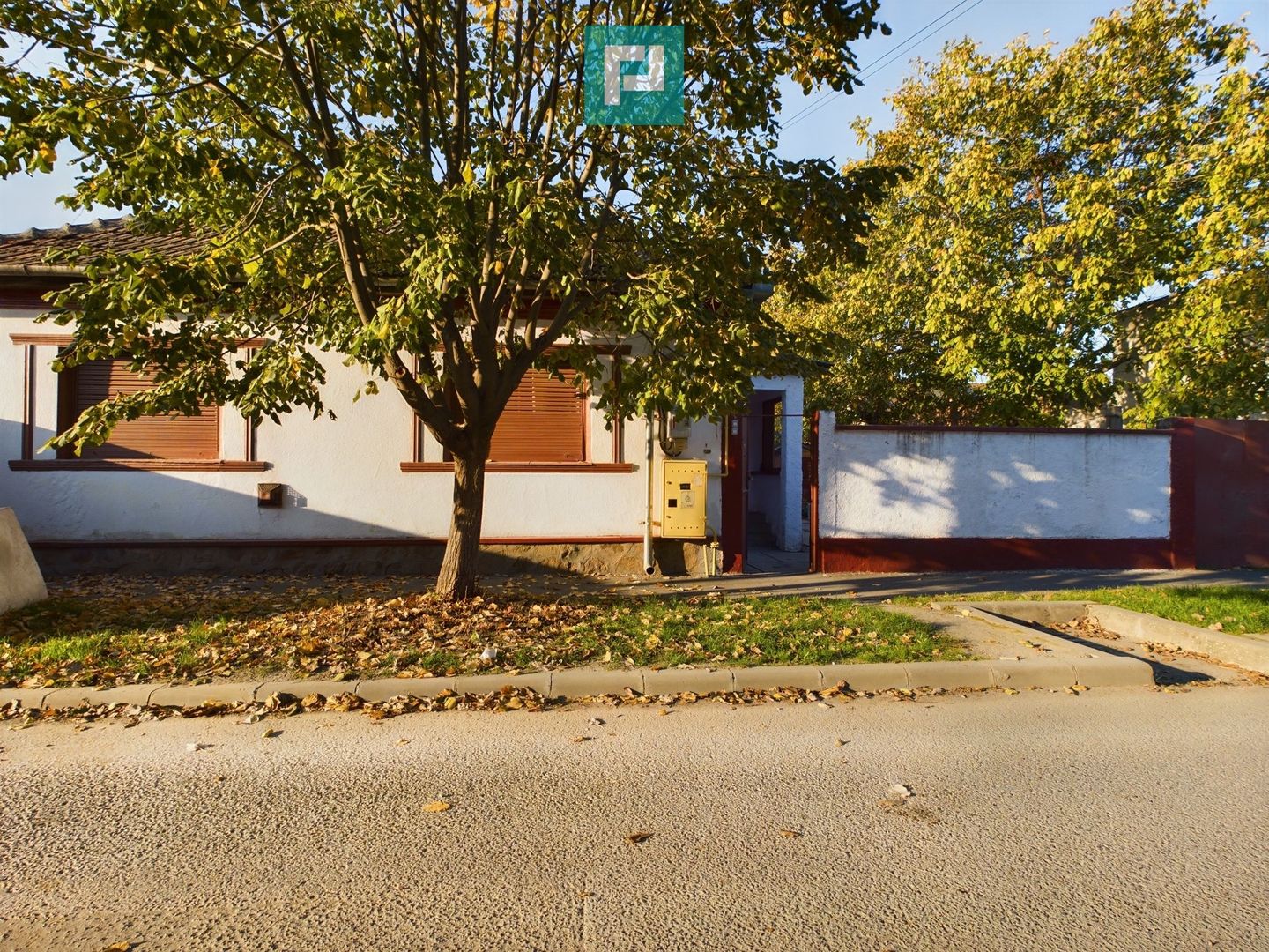 Casă cu 4 camere de vânzare în Sega - Poză 1