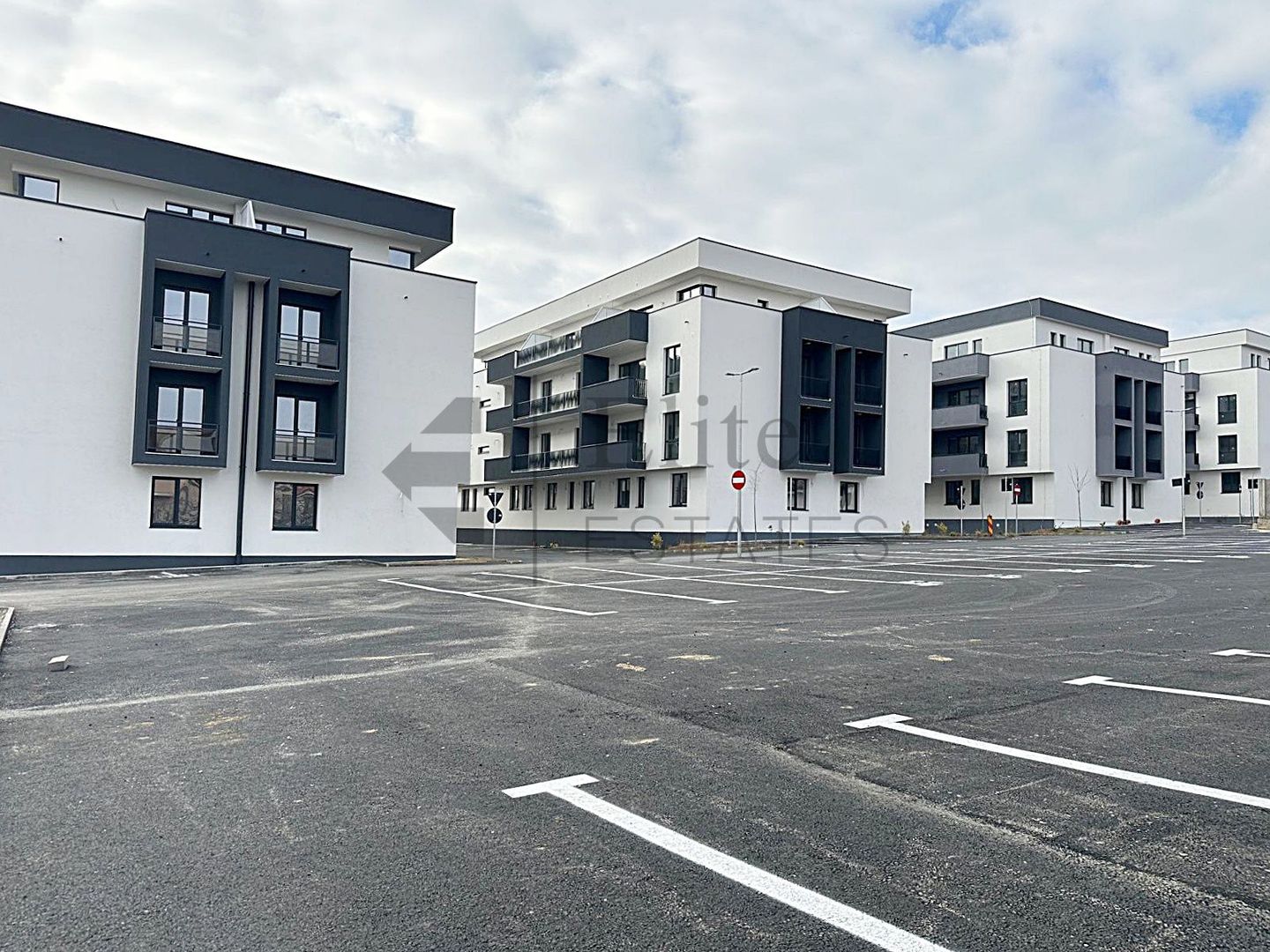 Apartament nou cu 2 camere in Băile Felix - Poză 1