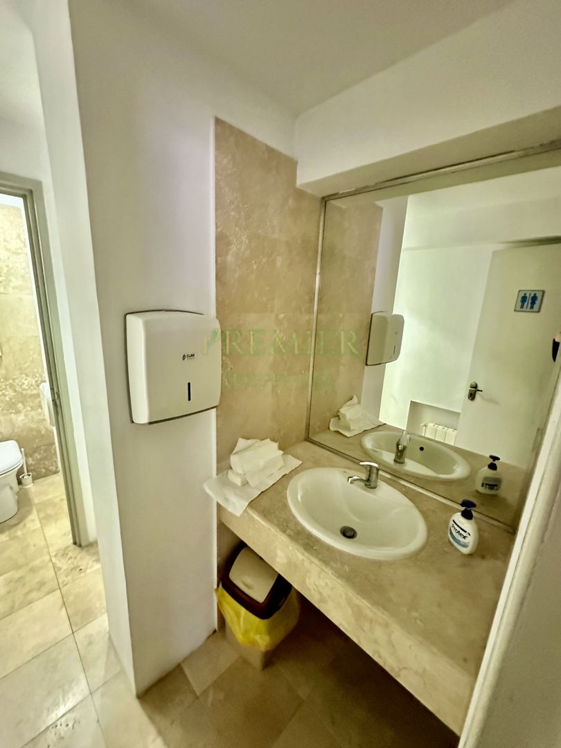 for Investment 100% rented building Universitate metro downtown - Poză 3
