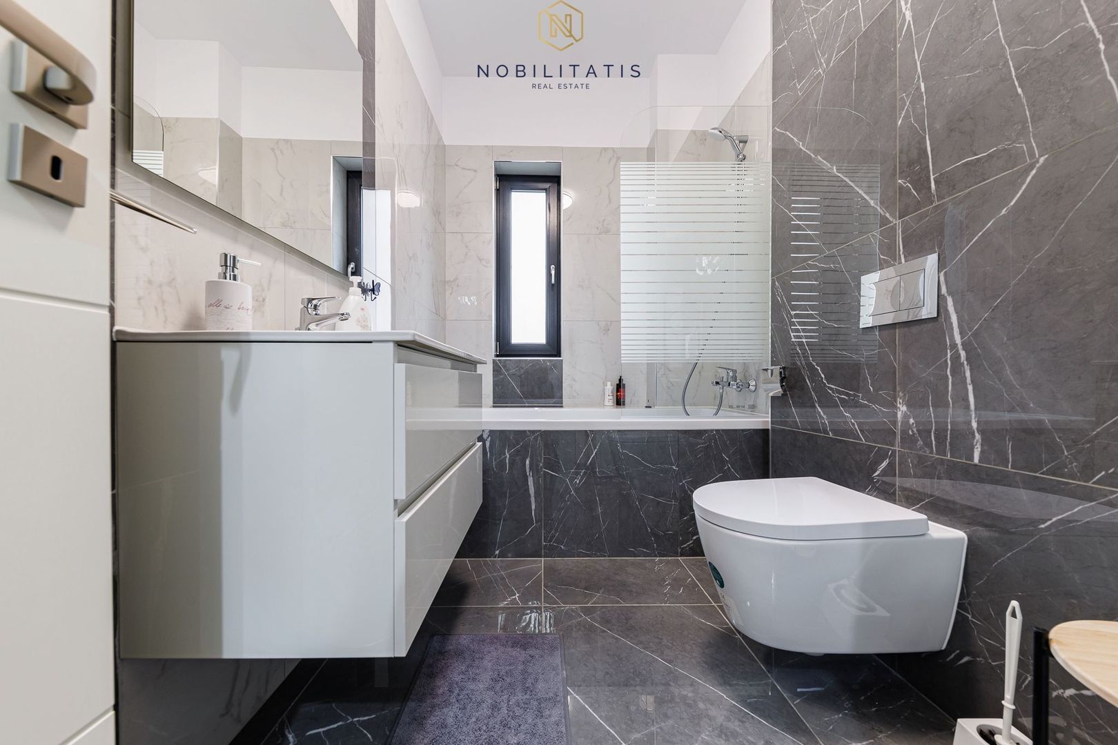 Oferta Inchiriata - Apartament de Lux | 2.5 camere | Piscina & Garaj subteran - Poză 25