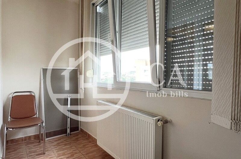 Apartament de închiriat cu 3 camere în zona Rogerius, Oradea - Poză 11