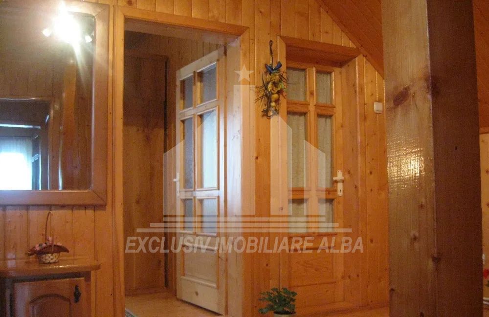 Casa cu 4 camere, Cetate - Poză 12