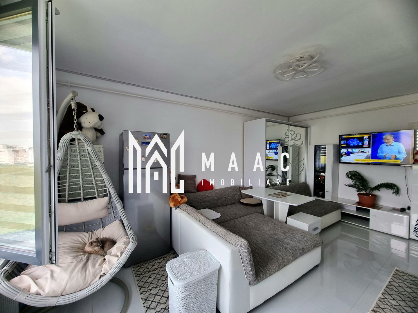 Apartament 3 camere | Balcon | Parțial mobilat | Doamna Stanca - Poză 3