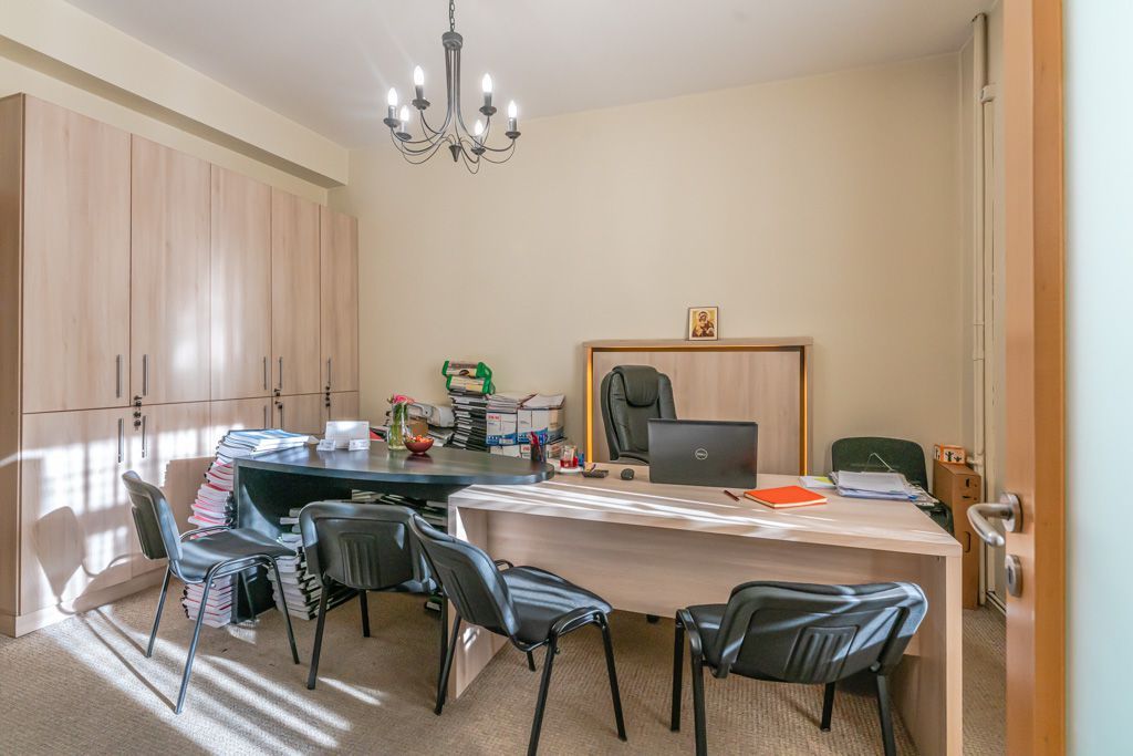 Doua spatii pentru birouri cu acces direct din strada - Poză 8