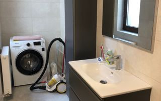 Apartament de vanzare cu două camere în centru Târgu Mureș - Poză 8