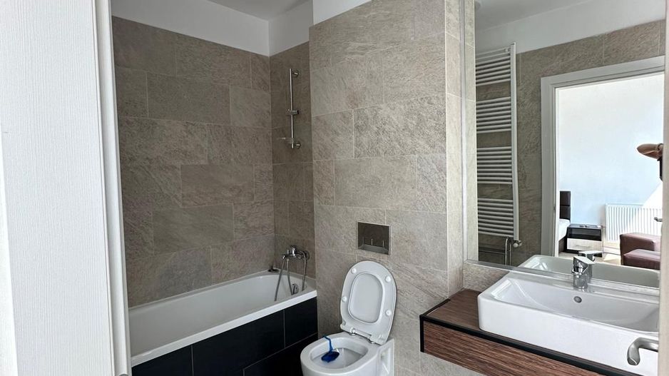 Prelungirea Ghencea – Casă spațioasă, mobilată și utilată, în complex - Poză 15