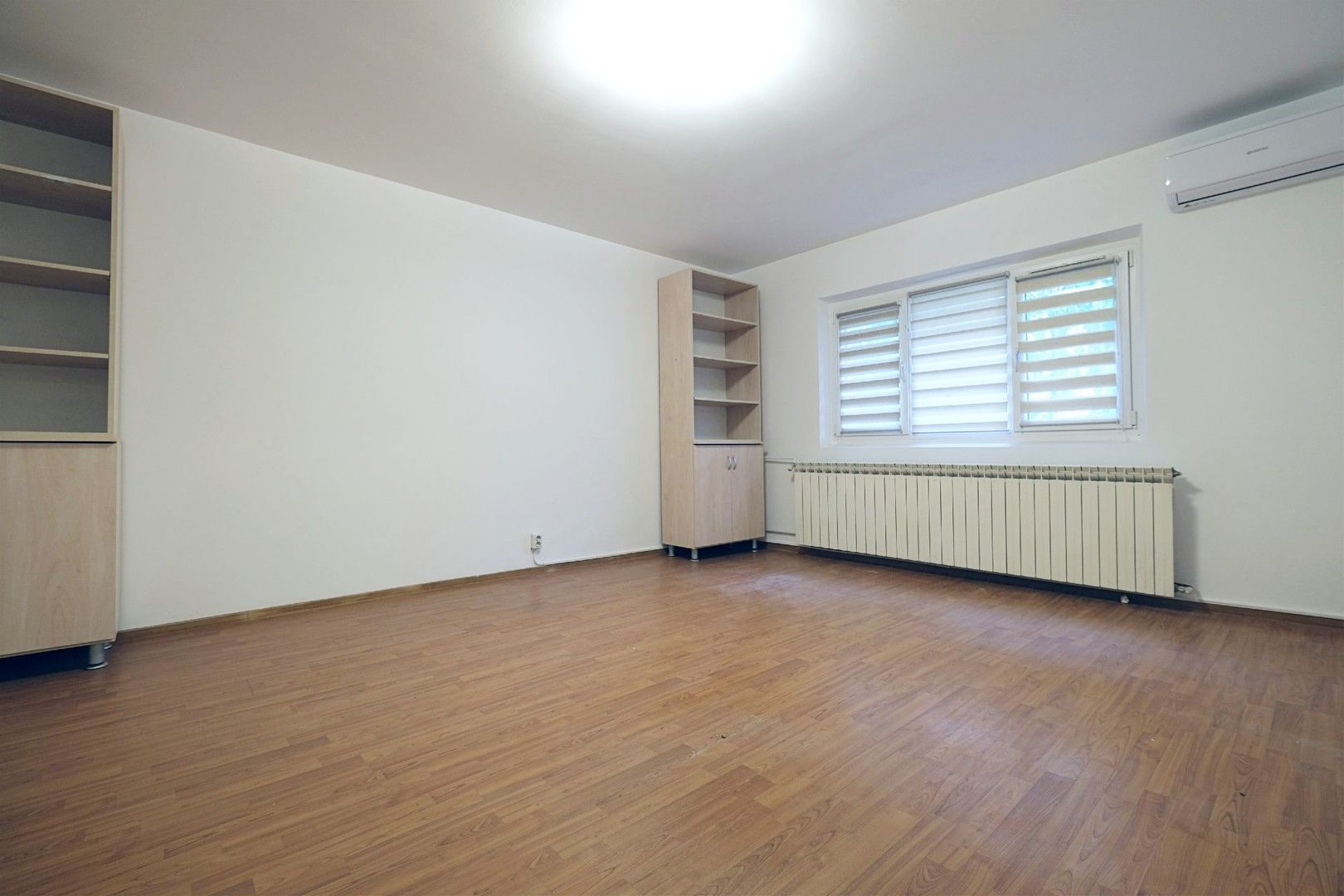 Apartament cu 2 camere de închiriat în Unirii, Bucuresti - Poză 1