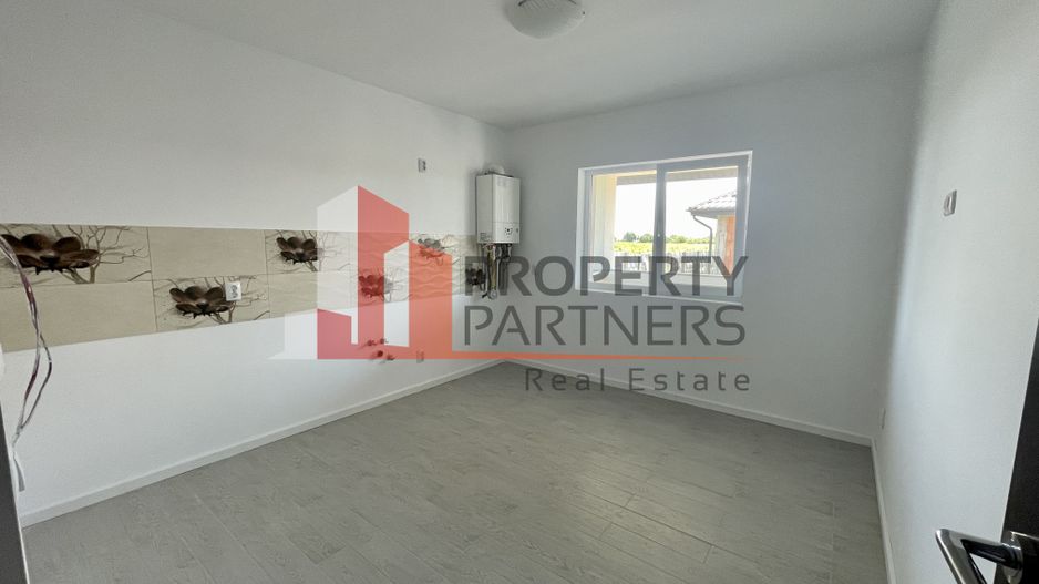 Casa în comuna Sabareni, judetul Giurgiu. - Poză 15