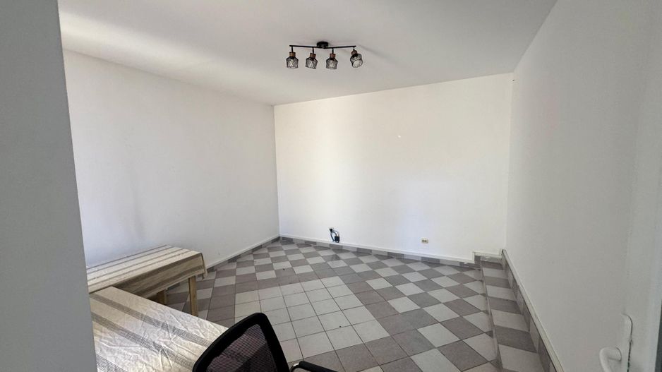 OPORTUNITATE - vila-curte individuala-garaj la Domenii-Popisteanu - Poză 18