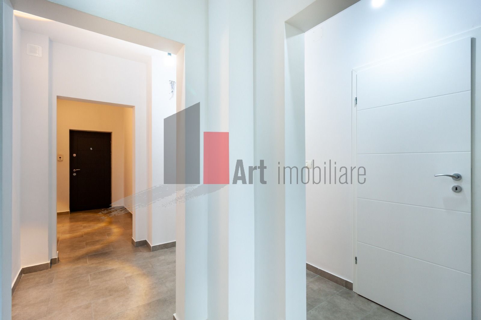 Apartamentul "ZORAGARRIA", Armeneasca,finisat lux, PRIMII LOCATARI DUPA RENOVARE - Poză 9