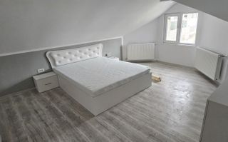 De inchiriat, vila noua - Bariera  Traian - Lacul Brates - Poză 4