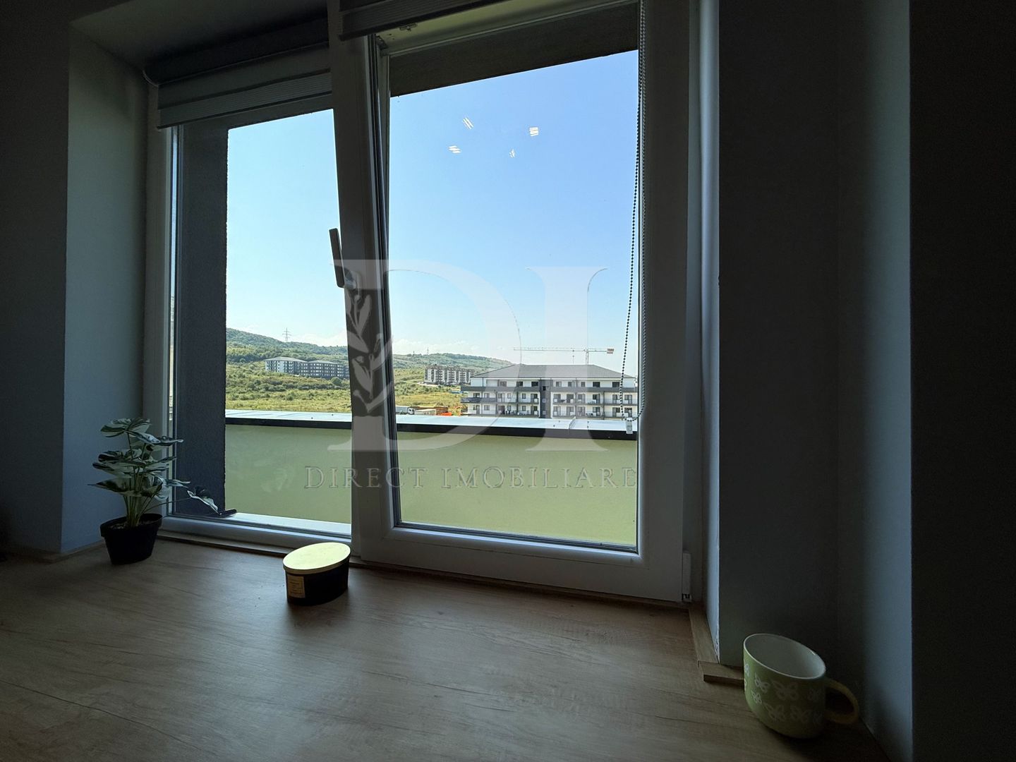 Apartament ultramodern  / decomandat /  Zona Terra - Poză 5