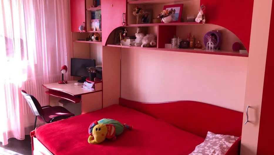De inchiriat apartament  3 cam,Micro 38,et 1,mobilat si utilat complet - Poză 3