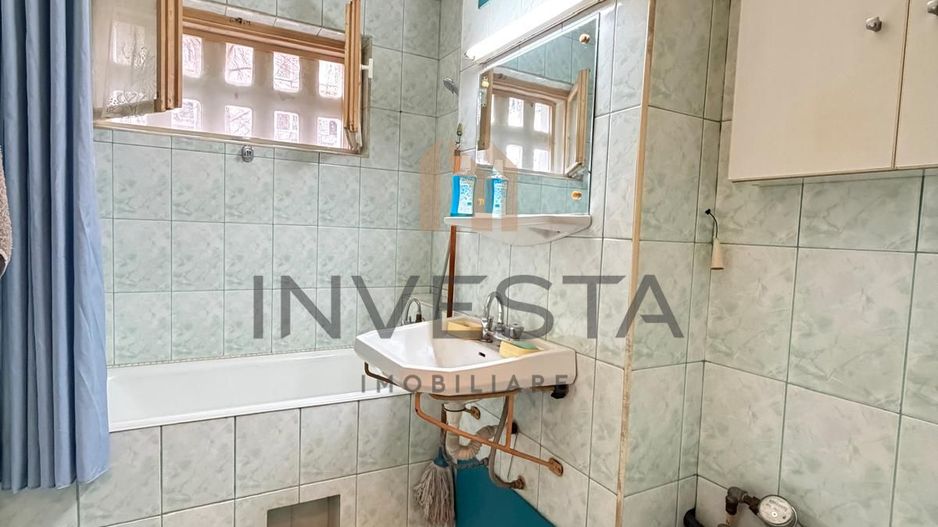 Apartament cu 3 camere pe Aleea Padin ! - Poză 4