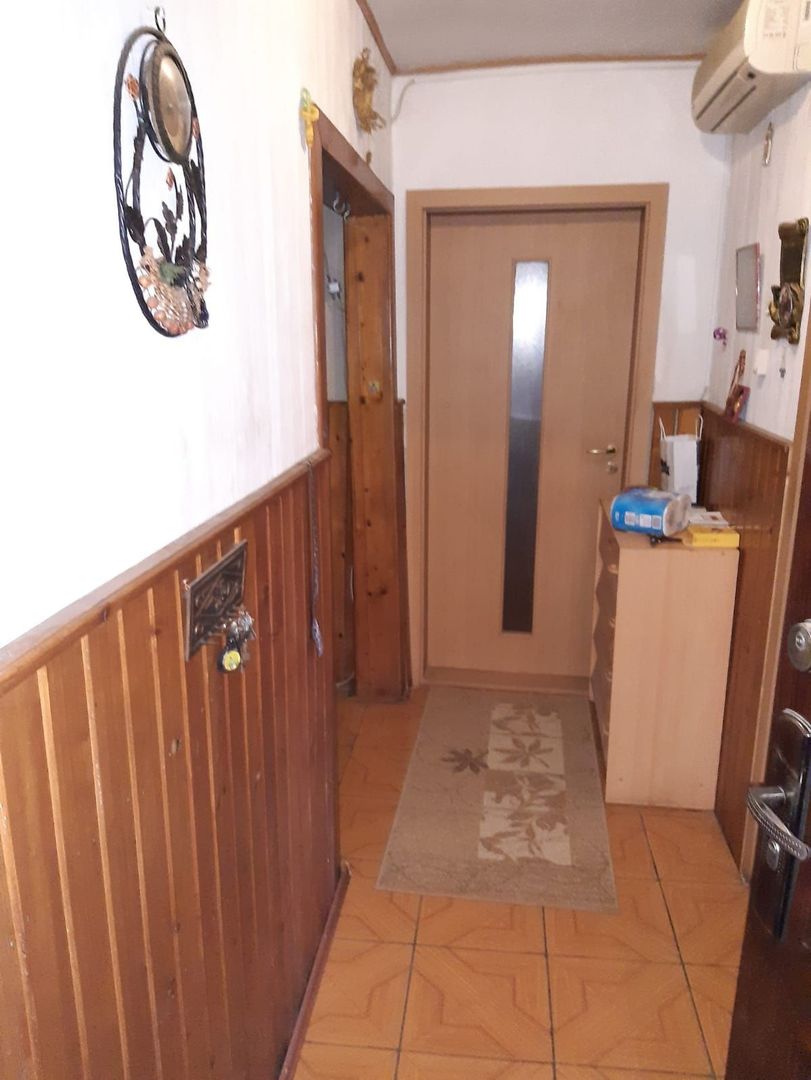 3 camere decomandat vedere pe 2 parti CENTRALA zona Dambovita - Poză 5