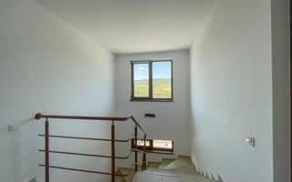 Casa individuala pe 3 niveluri pretabila pentru birouri, in cartierul Iris - Poză 14