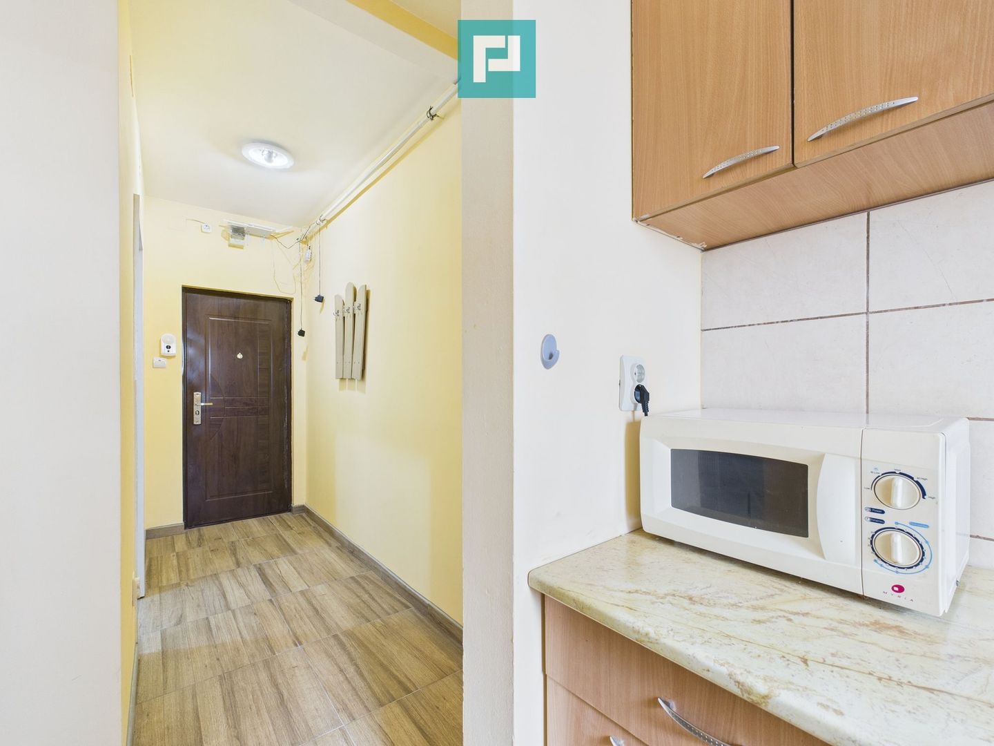 Apartament o cameră zona Podgoria - Poză 2