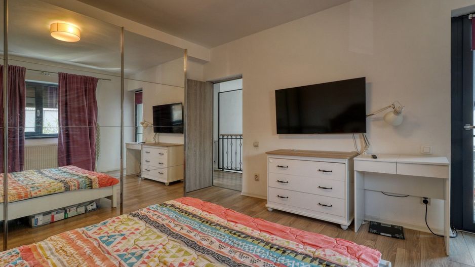 Tunari- Vilă individuală -4 camere si gradina- - Poză 8