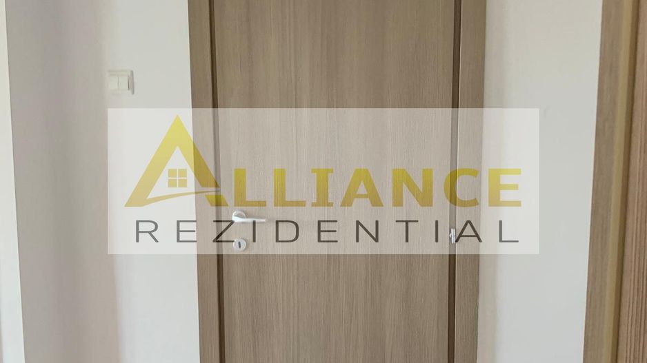 Catelu-Casa S+P+1+M - 14 Camere-1550 Teren - Poză 14