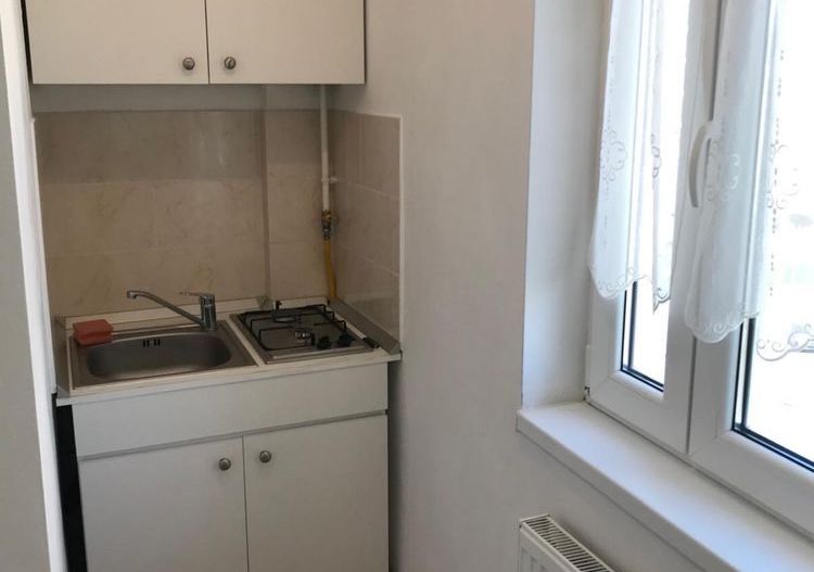 BRASADAS vinde garsoniera 30mp etaj 4/4 pe Careiului - Poză 5