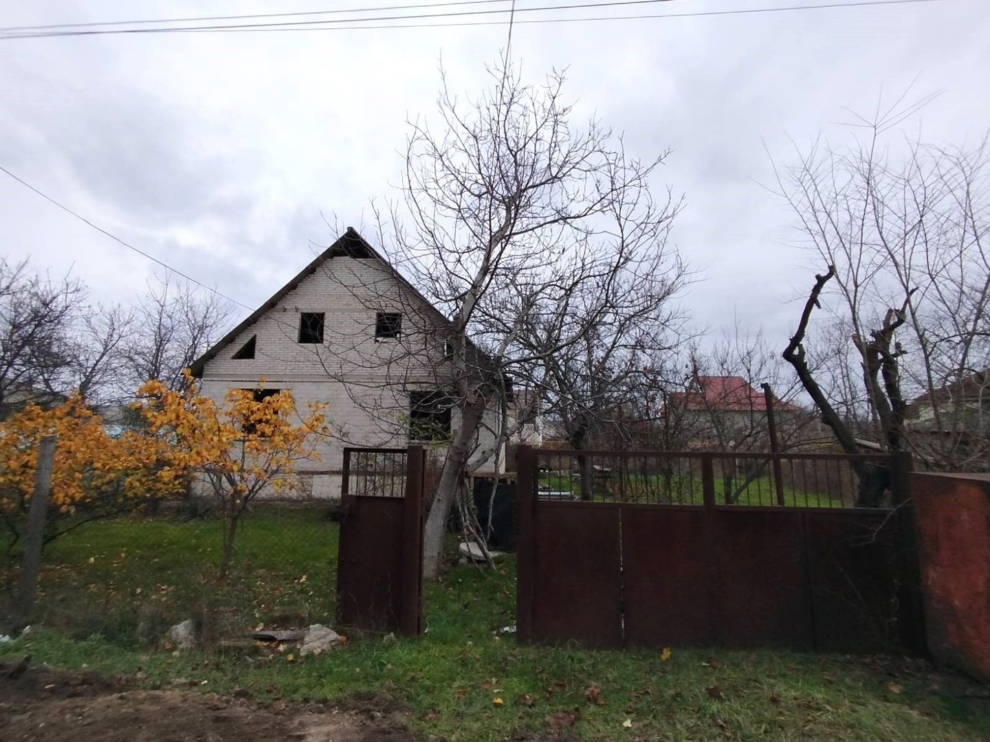 Casă cu 3 camere 106 m.p în com. Chetrosu, raionul Anenii Noi - Poză 3