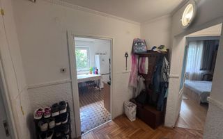 Apartament 2 camere de vânzare – Tractorul, str. Bronzului - Poză 8