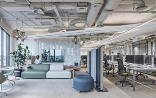 Spatiu servicii in cladire de birouri 440 m2 finisat la CHEIE,  Europa - Poză 18
