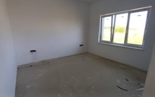 Casă individuală - Corunca-1460 mp teren - Poză 10