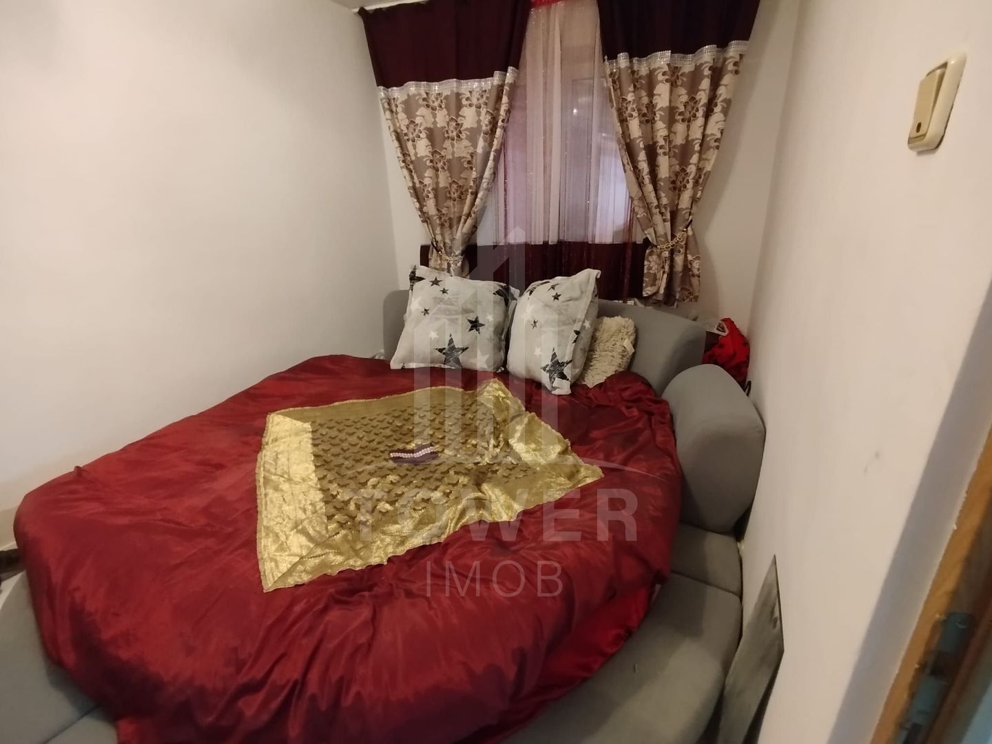 Casa de vanzare cu spatiu comercial la parter - Poză 6