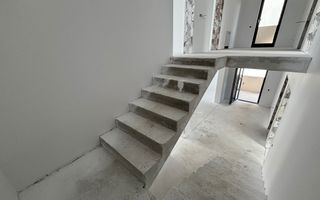 Casă INDIVIDUALĂ cu PIVNIȚĂ și POD în Sibiu - Poză 12