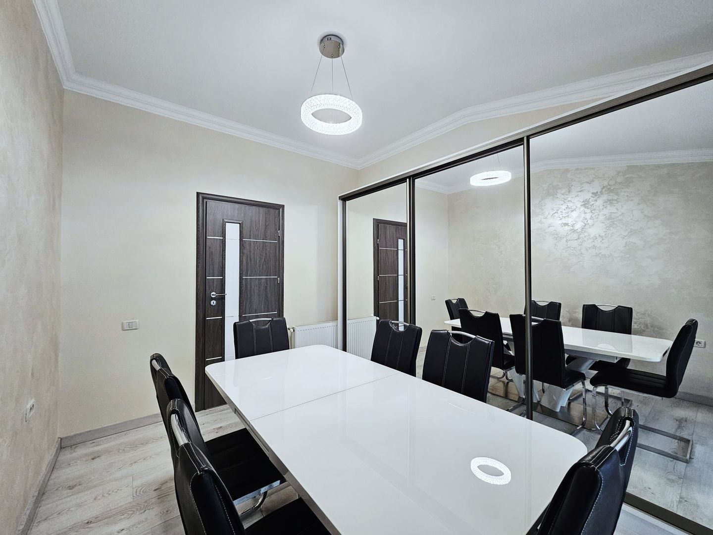 Apartament 2 camere de vanzare Brasov Tractorul terasa mare - Poză 10