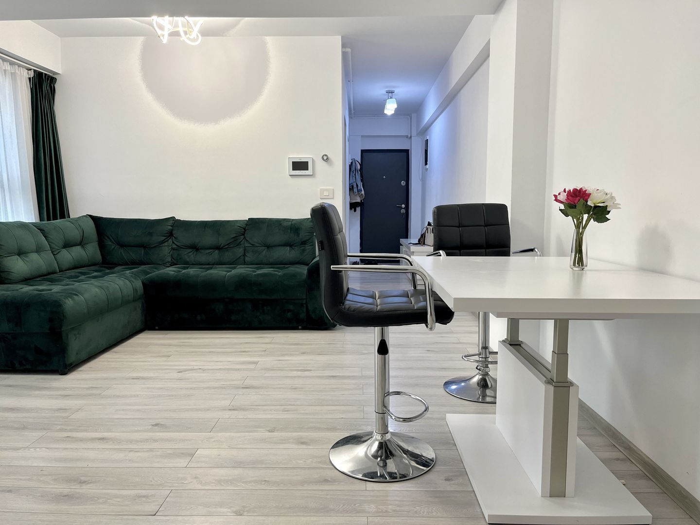 Apartament 2 camere, elegant și primitor,  zona Lipovei - Ion Ionescu - Poză 3