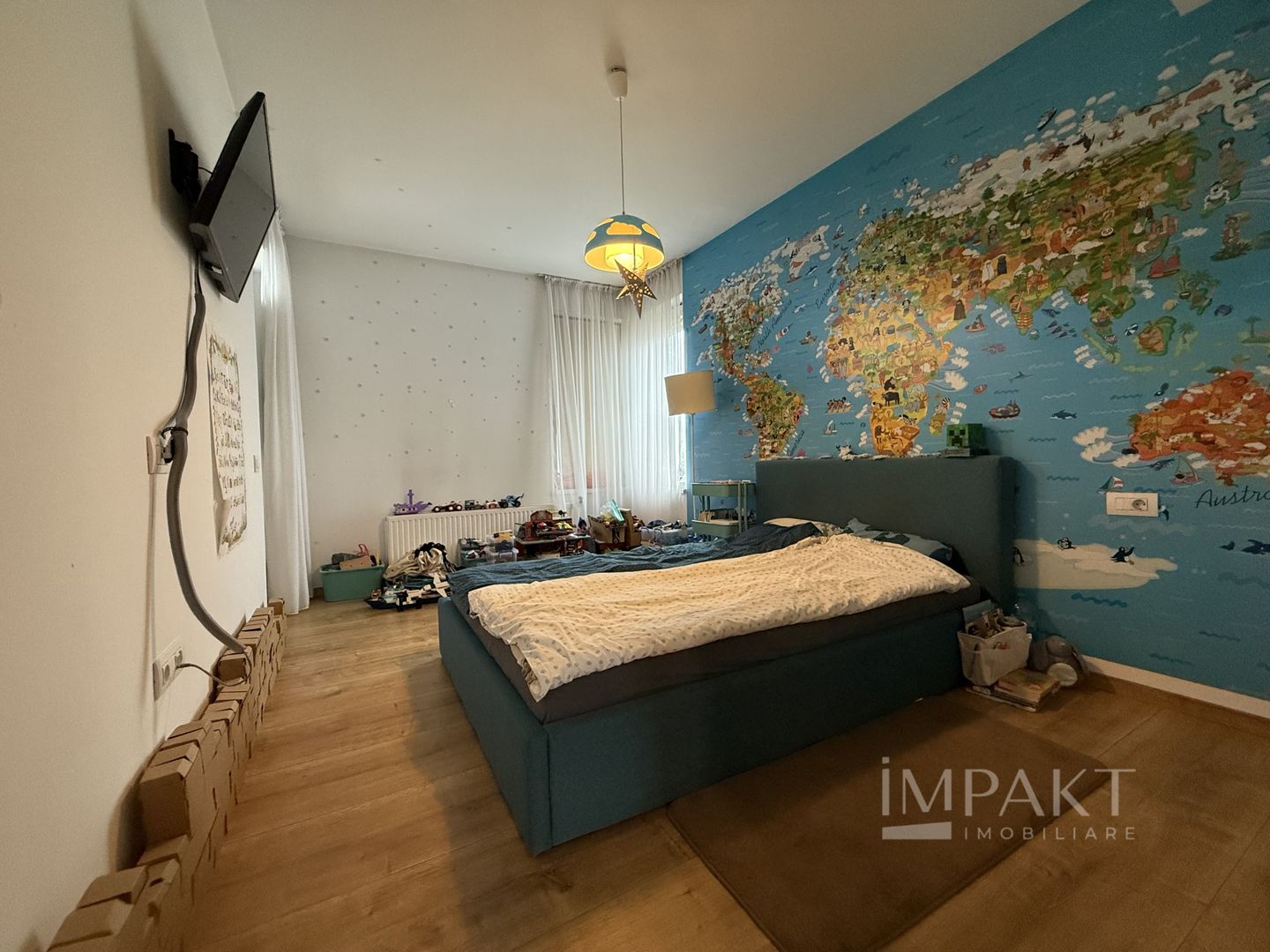 Casa insiruita deosebita cu 5 camere in cartierul Sopor - Poză 9