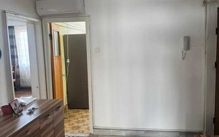 4 camere+ Garaj– Bd. Unirii | 80 mp | Etaj 3 | 2 băi | 2 balcoane - Poză 4
