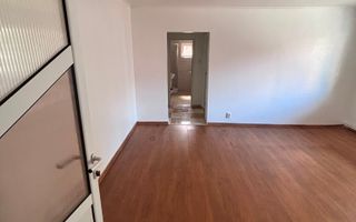 Apartament de vanzare zona cetate - Poză 1